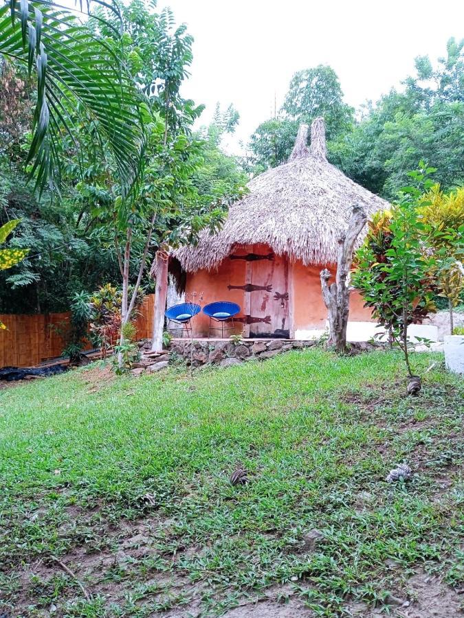 אל סאינו Hierba Buena Eco Hostel מראה חיצוני תמונה
