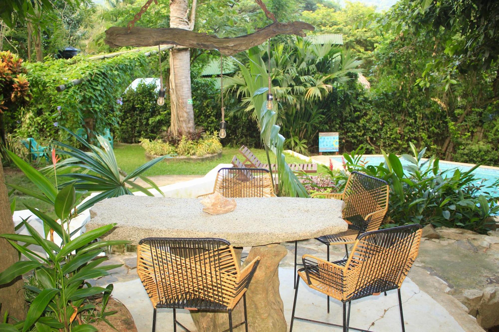 אל סאינו Hierba Buena Eco Hostel מראה חיצוני תמונה