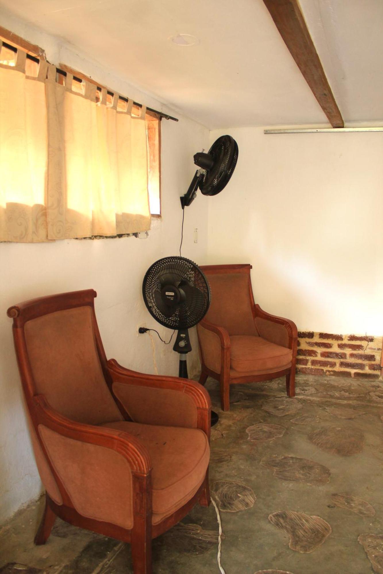 אל סאינו Hierba Buena Eco Hostel מראה חיצוני תמונה