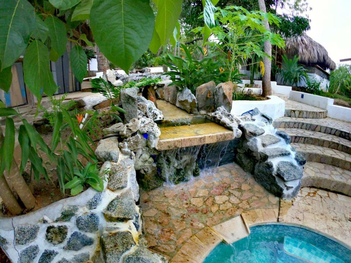 אל סאינו Hierba Buena Eco Hostel מראה חיצוני תמונה